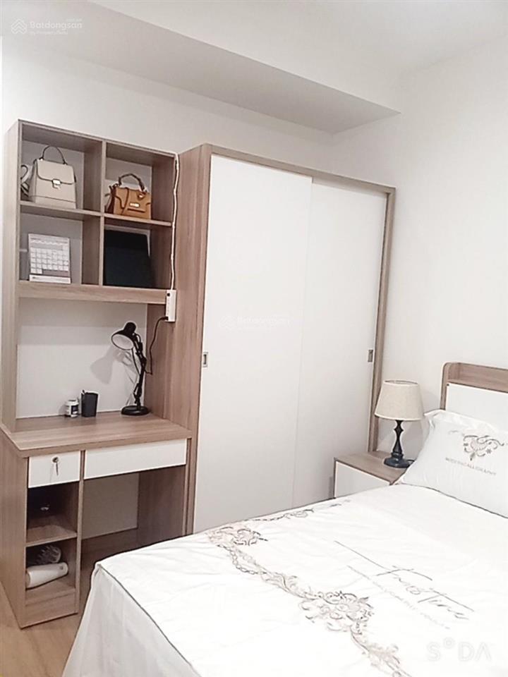 Căn hộ chung cư lavita charm 2 phòng ngủ, 2nvs mới, nội thất cao cấp, cách ga metro 10p đi bộ!