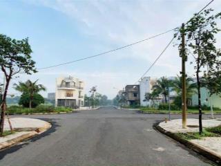 Bán lô góc ngã tư đường thương mại 28m, vị trí trục xương sống view trực diện trung tâm làng sen vn