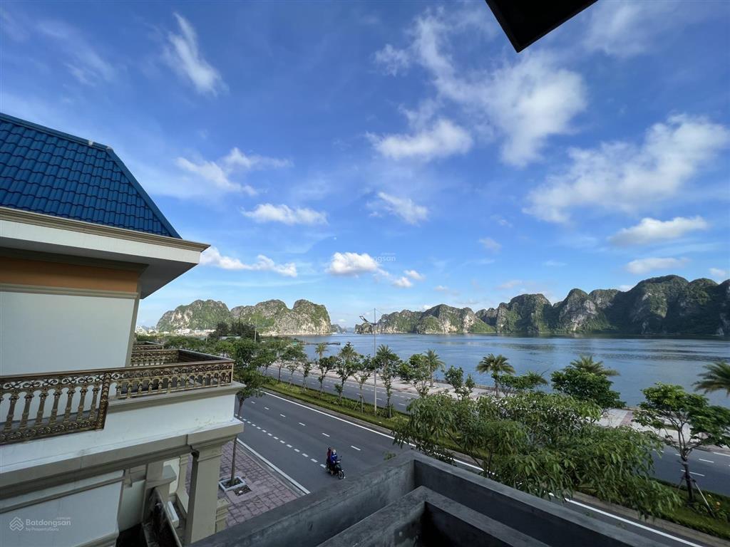 Biệt thự mặt biển và trực diện bãi tắm green dragon city ttp cẩm phả sổ lâu dài  0976 758 ***