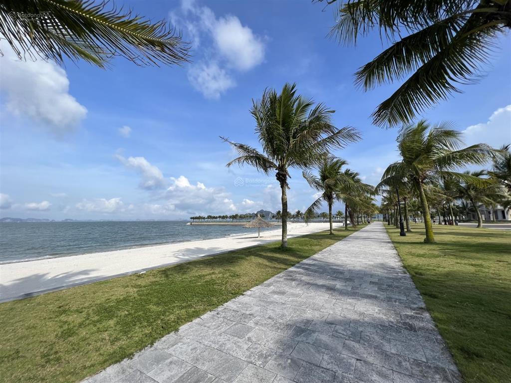 Biệt thự view biển paradise tuần châu sở hữu lâu dài giá 31 tỷ cả nhà và đất