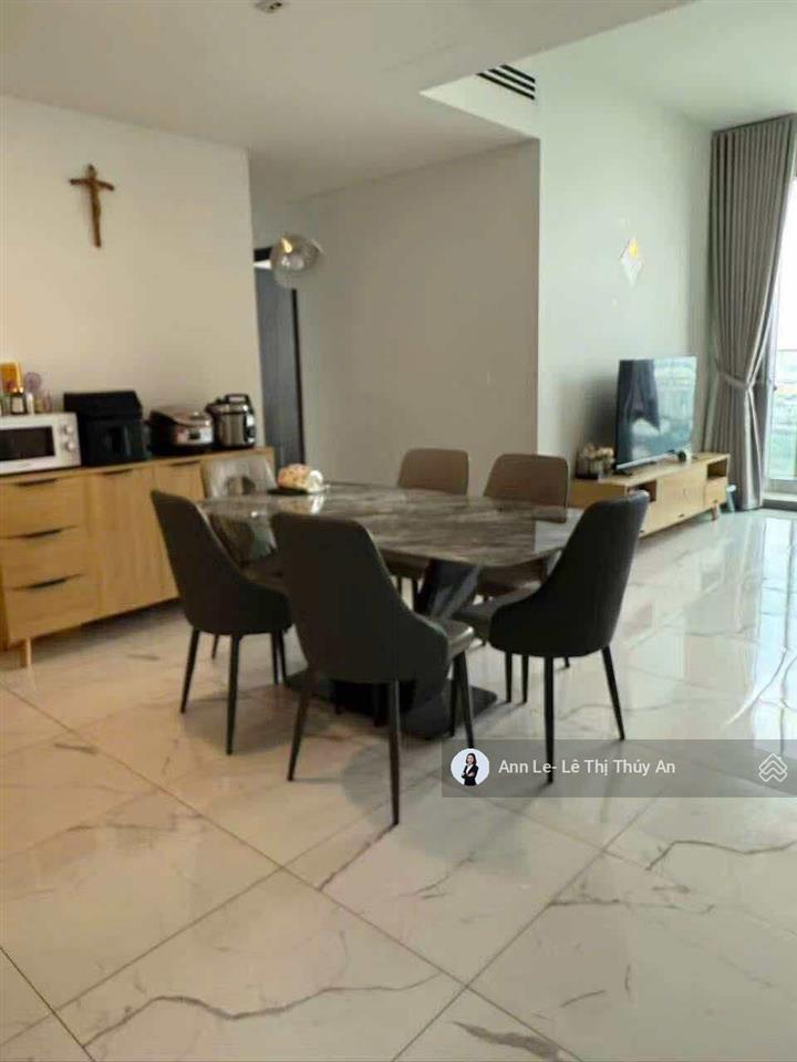 2 phòng ngủ empire city, 95m2, lầu cao view trực diện trung tâm tài chính quận 1.