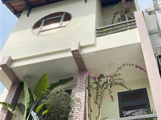 Bán nhà 3 tầng hẻm xe hơi giá chỉ 7,5 tỷ, vị trí đắc địa