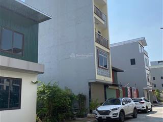 Bán đất 150m2, mặt tiền 9m, số đẹp, ngay sát cổng chính đhqg hà nội, cạnh xanh vilass, giá chỉ 4 tỷ