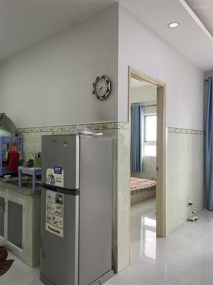 Bán căn 55m2, dt 2pn 2wc hqc plaza giá 1.350 tr, đã có sổ hồng sang tên ngay. 0937 379 ***