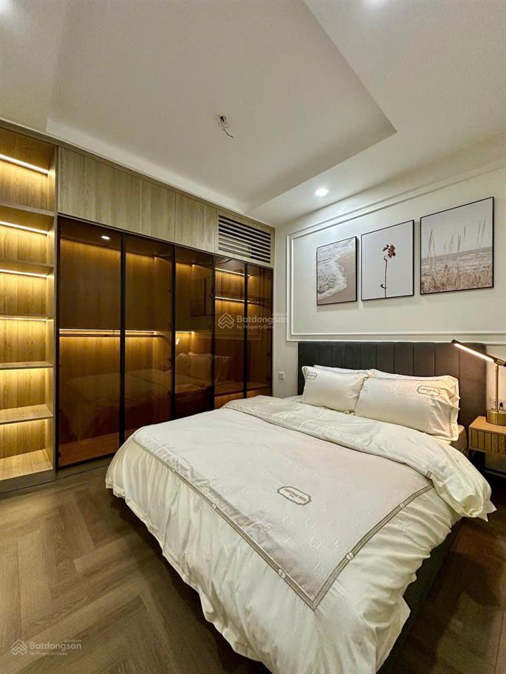 Căn hộ 110m2 times city 3 phòng ngủ đủ đồ mới cứng với 2 ban công dài