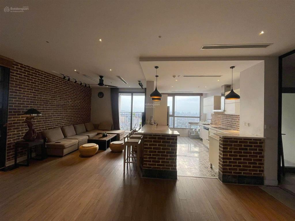 Bán căn góc 4 p ngủ sáng chung cư times city park hill rộng 143m2 với 2 view 3 ban công, chỉ 15tỷ
