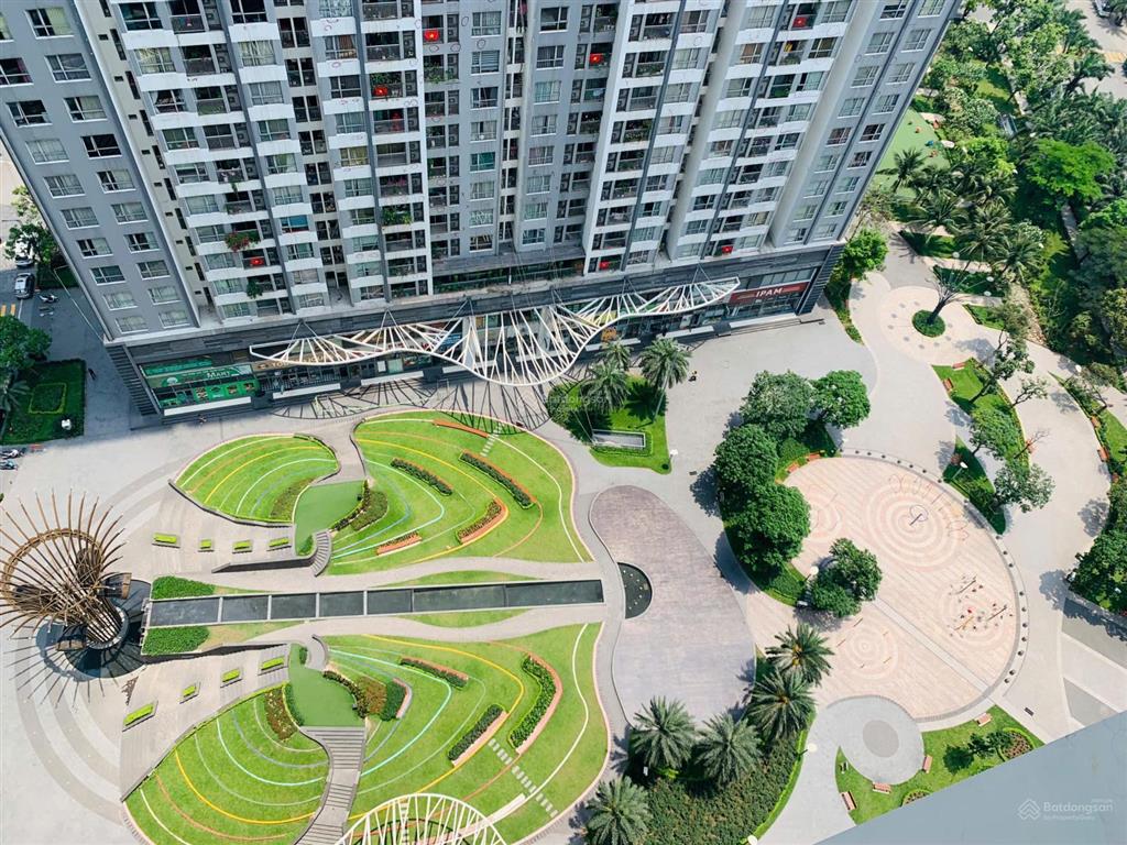 Bán 2 phòng ngủ rộng times city park hill 88m2, ban công cực dài view quảng trường