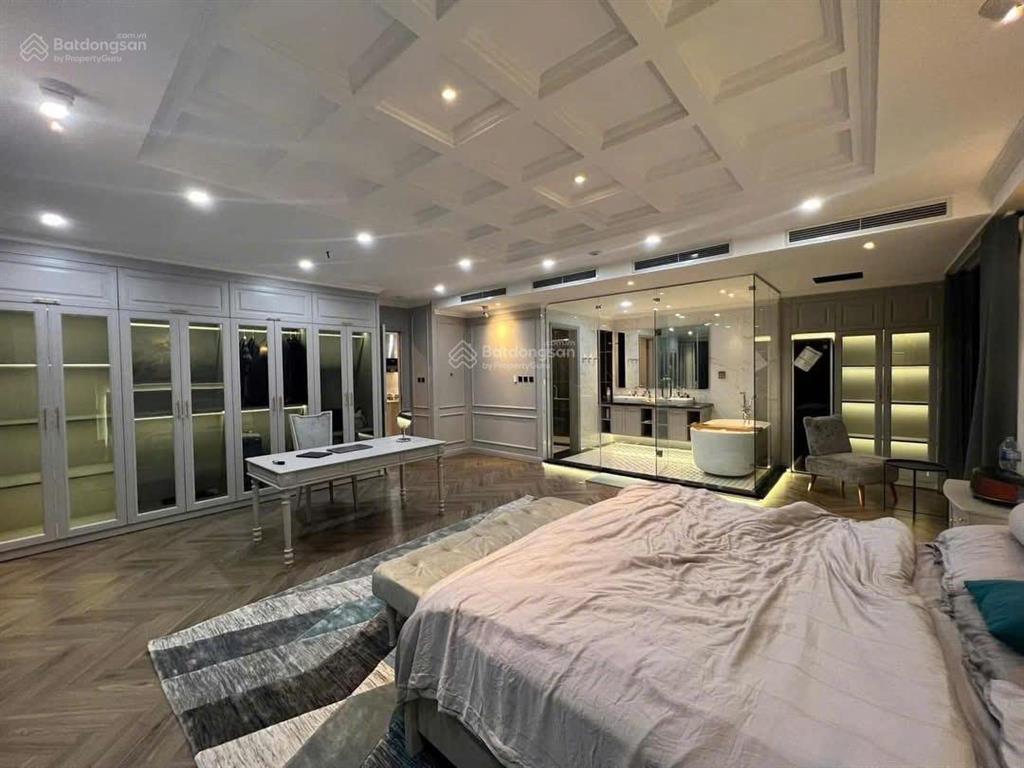 Căn 5 ngủ 212m2 đủ đồ xịn view 3 mặt gồm 2 căn góc liền kề thông nhau times city