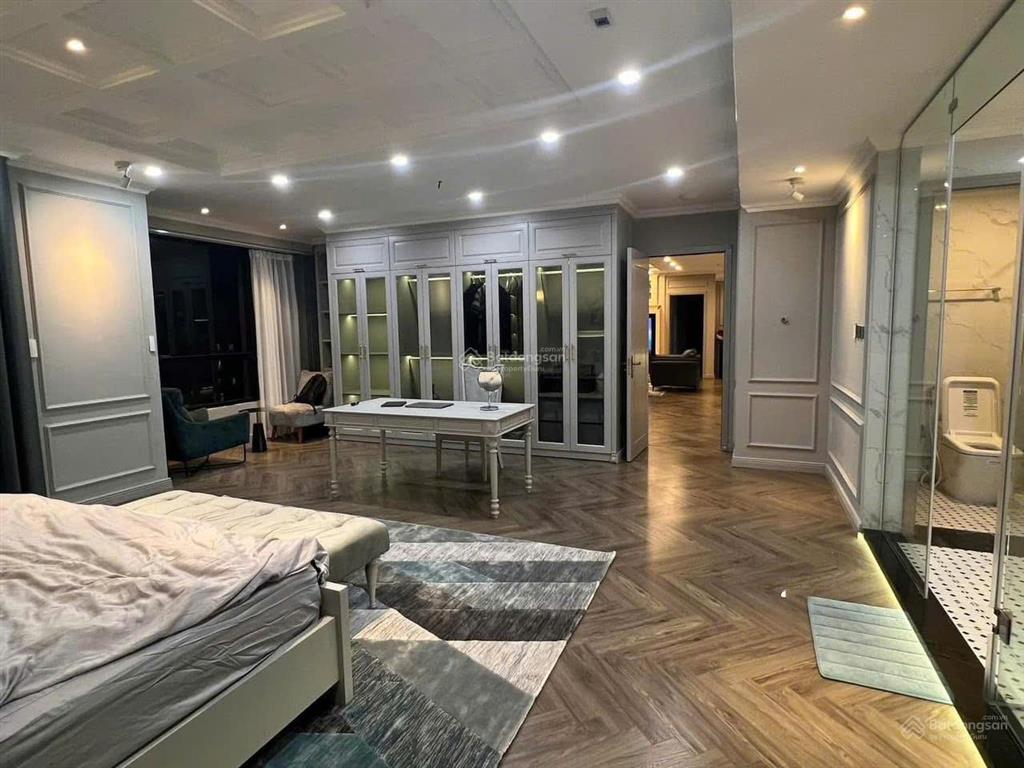 Căn 5 ngủ 212m2 đủ đồ xịn view 3 mặt gồm 2 căn góc liền kề thông nhau times city