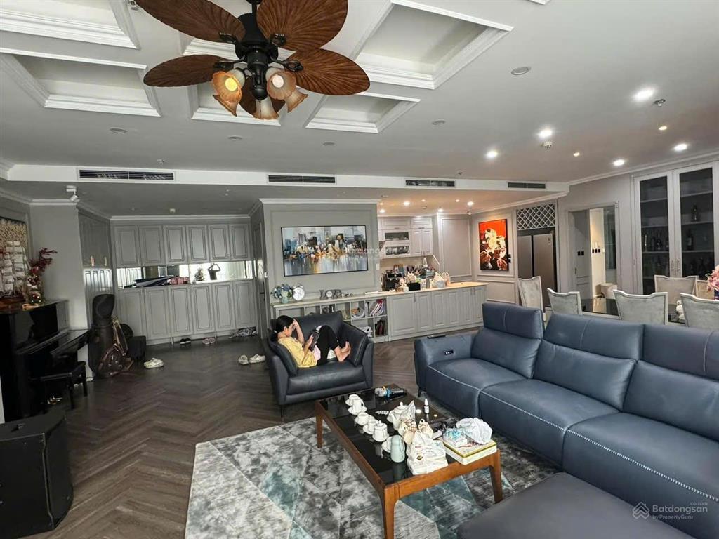 Căn 5 ngủ 212m2 đủ đồ xịn view 3 mặt gồm 2 căn góc liền kề thông nhau times city