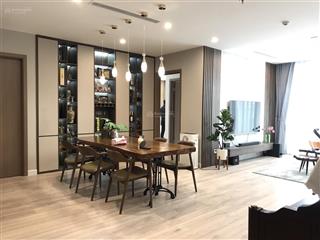 Bán căn hộ 4 phòng ngủ n01t8, full nội thất, slot ô tô, sổ đỏ giá chỉ từ 13.6 tỷ (thương lượng),