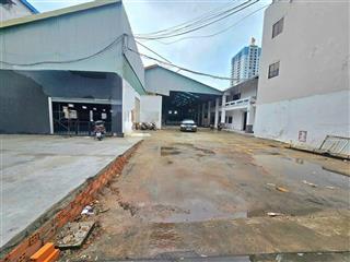 Kho cực hiếm 2.500m2 trần xuân soạn trung tâm quận 7