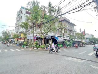 Hiếm  góc mặt tiền kd 7x19, 2 tầng đường số tân quy q7 giá 30 tỷ