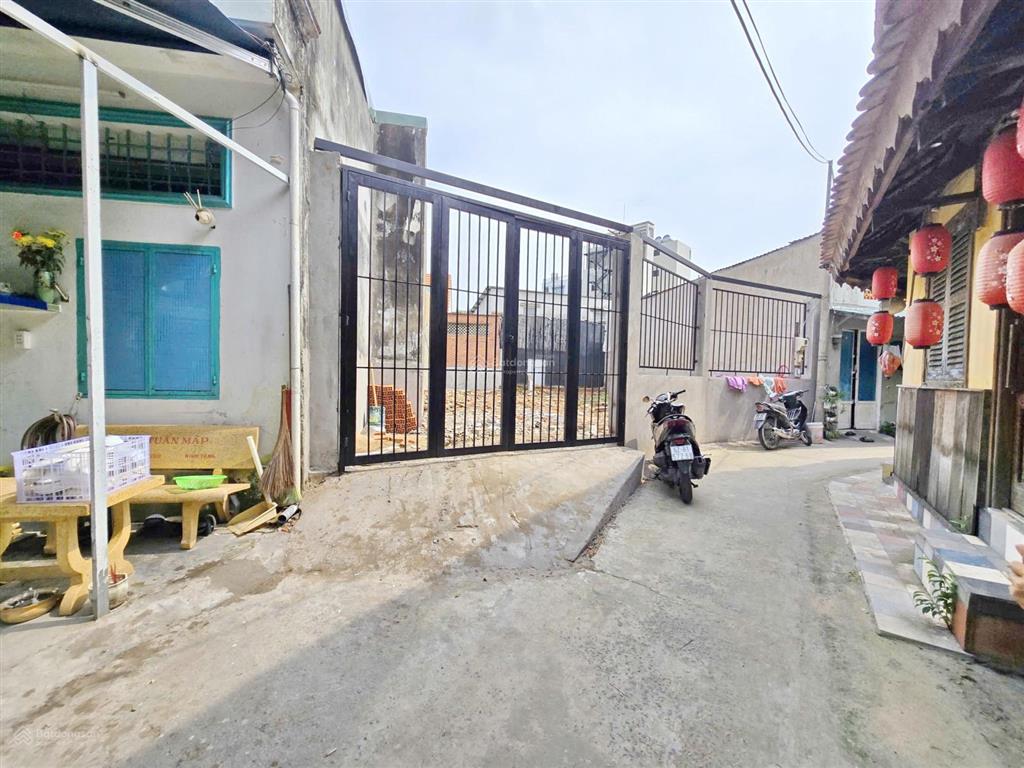Vip  110m² đất hẻm xe hơi đường số 49 q7 giá 14.9 tỷ tiện xd mới