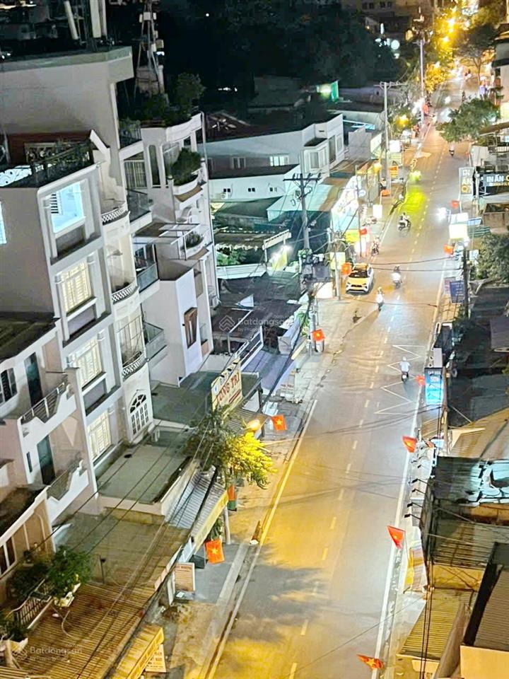 Thơm  5x19m, 5 tầng mới đẹp mặt tiền kd mai văn vĩnh q7 giá 23 tỷ