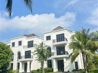 Bán gấp biệt thự b109 west lakes golf & villas, 6,3 tỷ, 170m2, 4pn, 4wc ngay trục đường chính 22 m