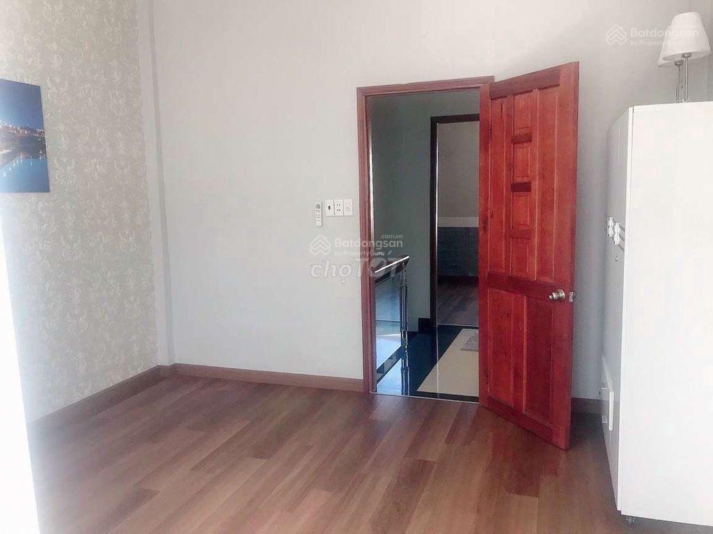 Kiếm đâu ra 200tr/m2 nhà hẻm 7m nguyễn tri phương p9 q10. (5,2 x 20m) 98m2