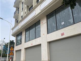 Gấp lk him lam vạn phúc giá nhỉnh 29 tỷ