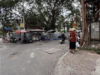 Nhà mặt phố quan nhân,thanh xuân,40 m2 5 tầng,11 tỷ đường ô tô