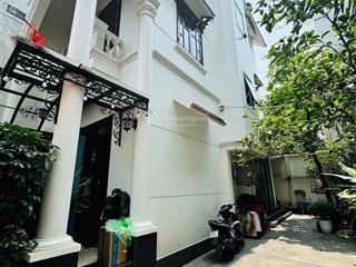 Bán bt sân vườn ngọc thuỵ gara ô tô