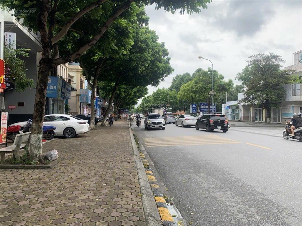 Bán nhà mặt phố trường lâm, long biên. khu này rất ít nhà bán