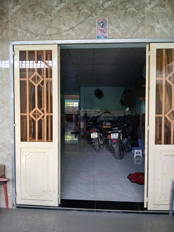 Kẹt tài chính chủ nhà muốn bán nhà + đất đẹp 85tr/m2 trung tâm quận 2 cũ . thương lượng nhẹ