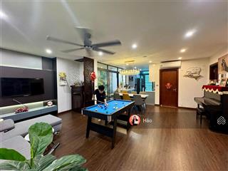 Bán căn hộ 170 đê la thành, dt 142.6m2, gồm 3pn, 3vs, 3logia. full nội thất. giá 11 tỷ thương lượng