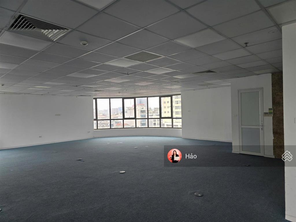 Cho thuê trường học, lớp học, văn phòng nguyễn tuân, dt 3001000m2, gồm nhiều phòng 2530m2. pccc