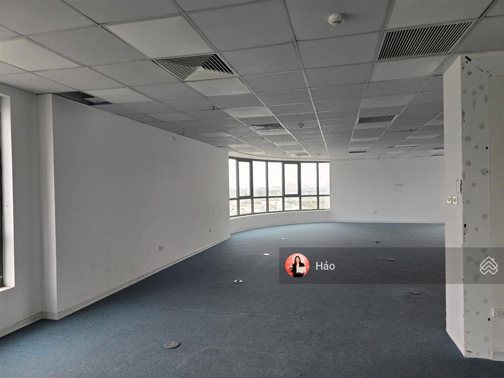 Cho thuê trường học, lớp học, văn phòng nguyễn tuân, dt 3001000m2, gồm nhiều phòng 2530m2. pccc