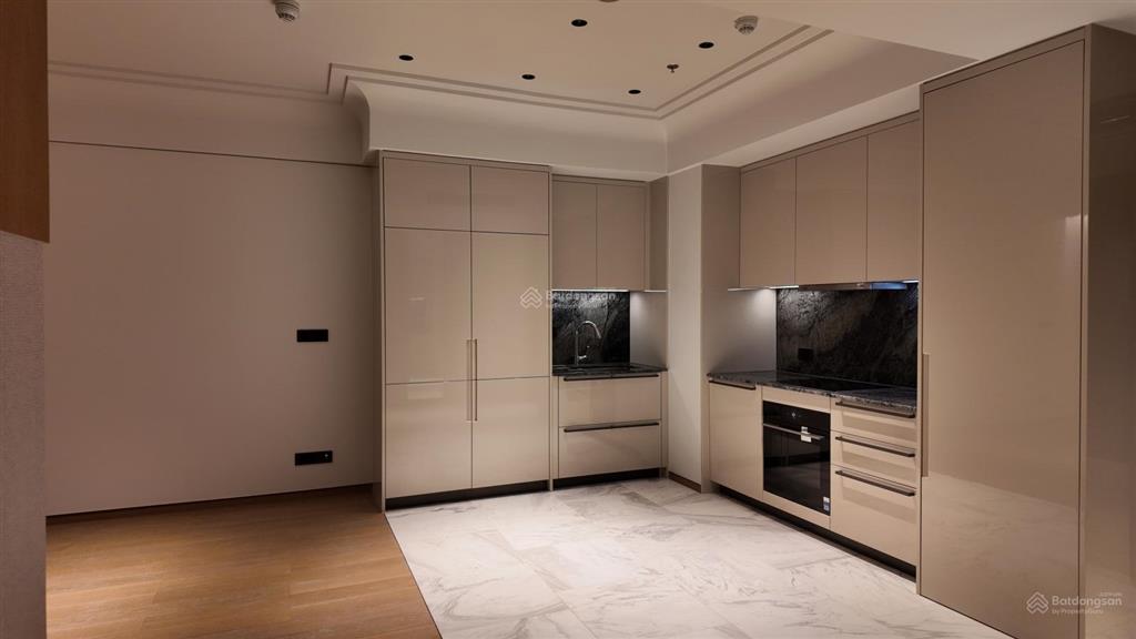 Bán penthouse duplex 150 tỷ 4pn 239m2 tại tòa lake marriott tại grand marina saigon