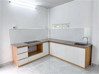 Nhà căn góc 2 mặt tiền gần chợ vĩnh hải đường ôtô cách đường 2/4 tầm 30m
