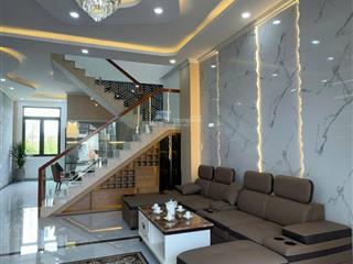 Nhà riêng lẻ, sổ hoàn công,chưa qua kinh doanh, ngân hàng cho vay 2 tỷ