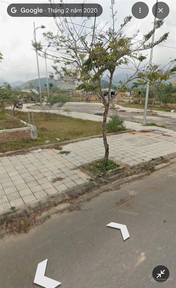 Cần bán gấp lô đất eco charm dt 250m2, view hồ và công viên, giá 29 tr/m2, sẵn sổ công chứng ngay
