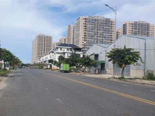 Bán lô đất villas lakeside đà nẵng,view kênh, view công viên , đường 15m, dt 300m2, giá 40tr/m2