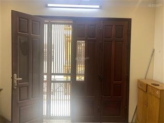 Cho thuê tòa căn hộ chung cư 240m2, ngọc lâm, long biên, hà nội