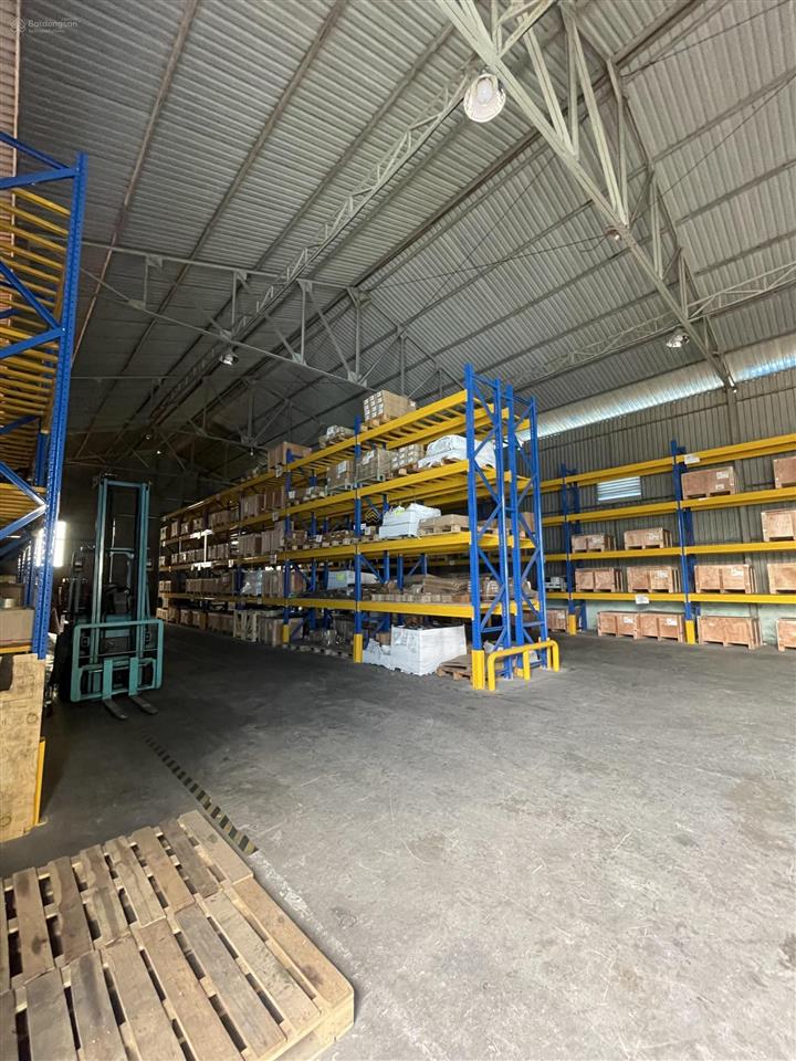 Cho thuê kho chứa hàng 800m2, 1550m2, 3100m2 trong kcn sóng thần 1, dĩ an, bình dương giáp thủ đức