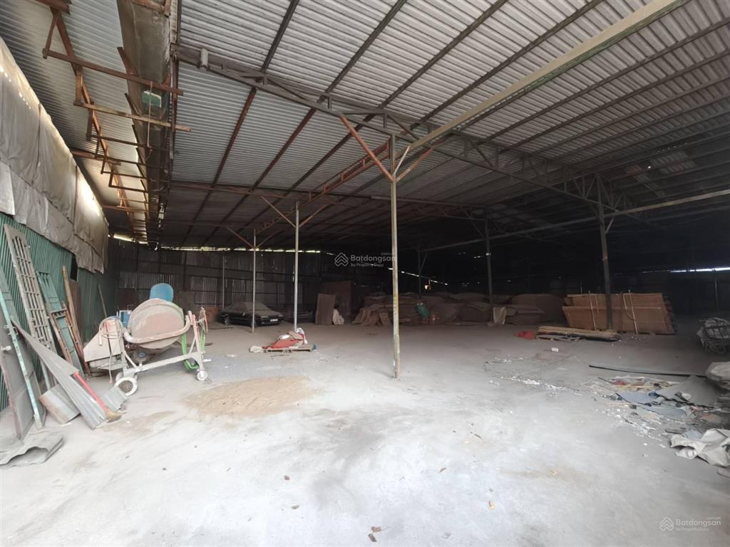 Cho thuê kho xưởng 1500m2 đường hoàng hữu nam, p. long thạnh mỹ, q9, xe container vào được, có pccc