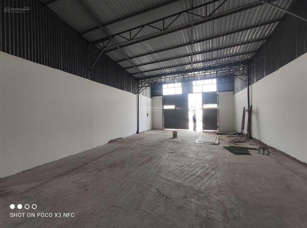 Cho thuê kho xưởng 1100m2 đường nguyễn duy trinh, phường trường thạnh quận 9