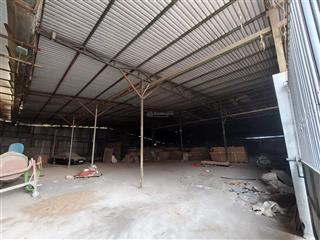Cho thuê kho xưởng 1200m2 nguyễn văn tăng gần ngã 3 giao lê văn việt, q9, xe cont