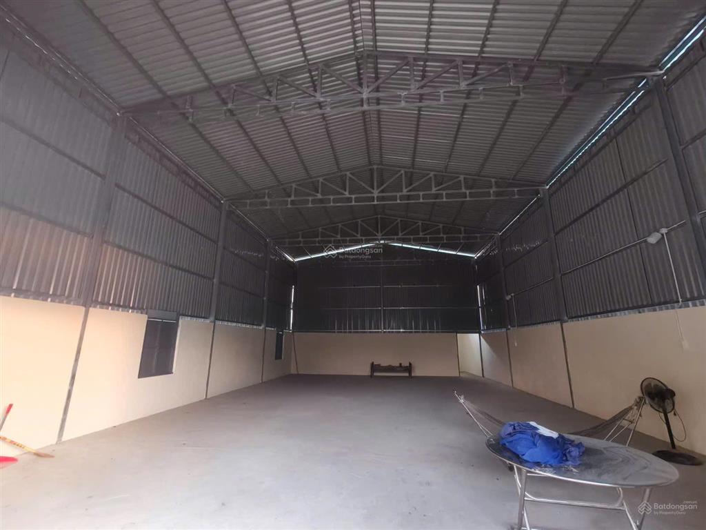 Cho thuê kho xưởng mới xây 260m2 gần nguyễn duy trinh, p. long trường, quận 9