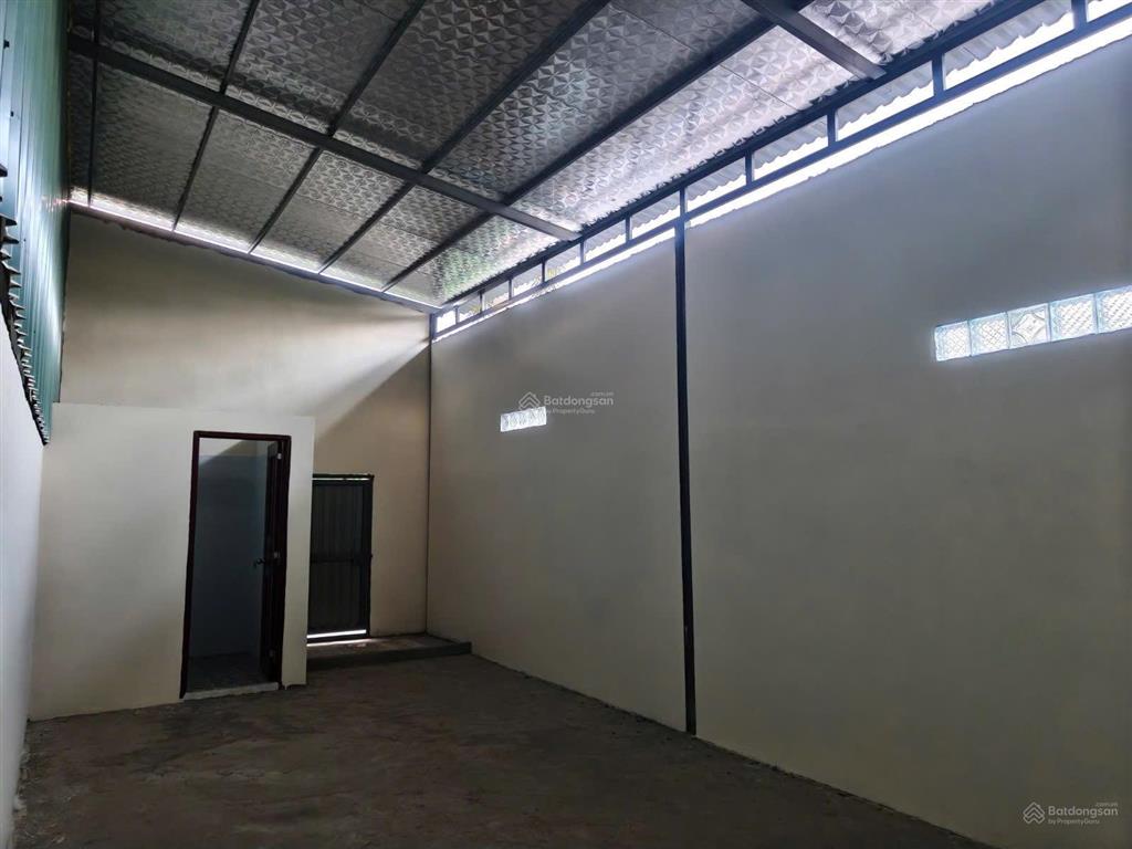 Cho thuê kho xưởng mới xây 260m2 gần nguyễn duy trinh, p. long trường, quận 9