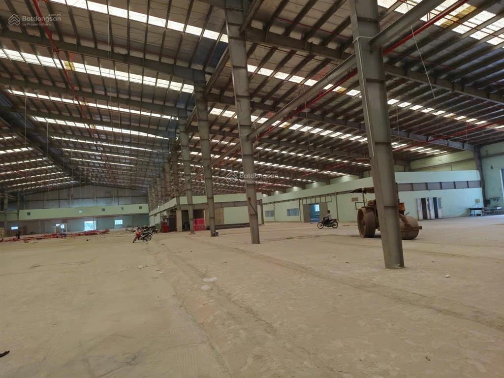 Cho thuê kho xưởng dt 2000m2 trong cụm sx gần kcn xuyên á, xã mỹ hạnh nam, đức hoà, long an