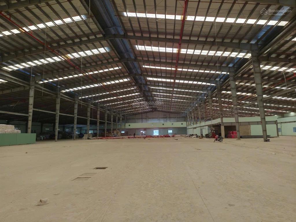 Cho thuê kho xưởng dt 2000m2 trong cụm sx gần kcn xuyên á, xã mỹ hạnh nam, đức hoà, long an
