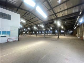 Cho thuê kho chứa hàng 1550m2 linh xuân, thủ đức gần kcn sóng thần 1, dĩ an. có pccc, cont 24/24