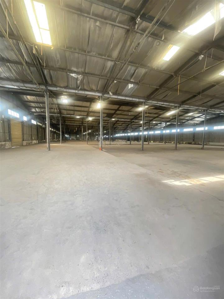 Cho thuê kho chứa hàng 800m2, 1660m2 linh xuân, thủ đức gần kcn sóng thần, dĩ an. pccc, cont 24/24