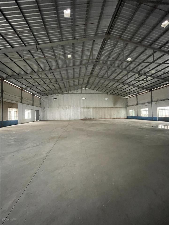 Cho thuê kho xưởng 700m2 võ văn hát, long trường, q9 gần cn cao q9, có pccc, xe cont vào