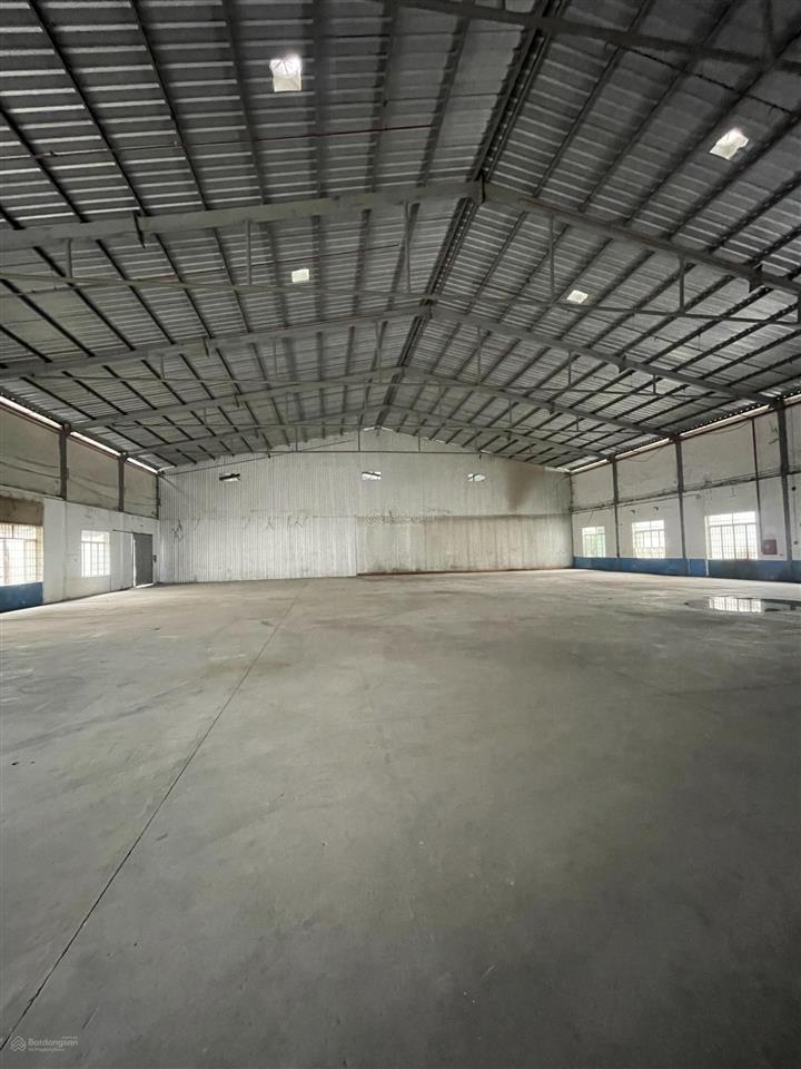 Cho thuê kho xưởng 700m2 võ văn hát, long trường, q9 gần cn cao q9, có pccc, xe cont vào