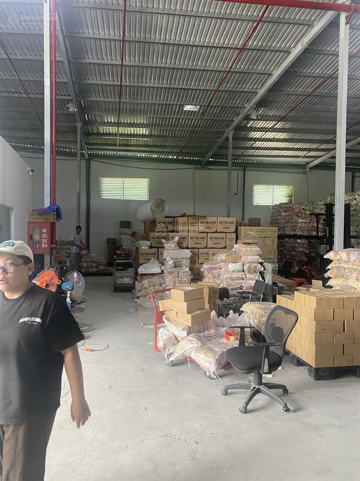Cho thuê kho xưởng 600m2 đường gần ql 1k, linh xuân, thủ đức có pccc, xe cont 40f vào