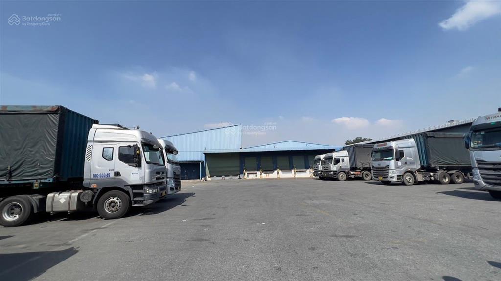 Cho thuê kho xưởng 4500m2 linh xuân, thủ đức có pccc, xe container vào, có dock container