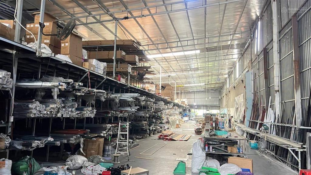 Cho thuê kho xưởng 1040m2 ql 13, hiệp bình phước, thủ đức gần vạn phúc city